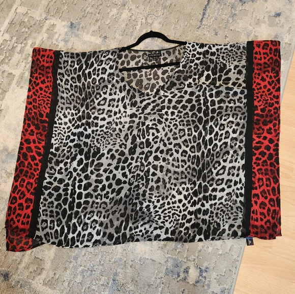 Lane Bryant Kaftan Shirt. Black grey red leopard print. Semi sheer. Size 14/16. - Picture 4 of 14